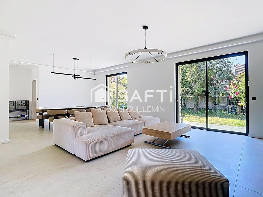 House in Le Centre, Maisons-Alfort, France 1 - 18305600