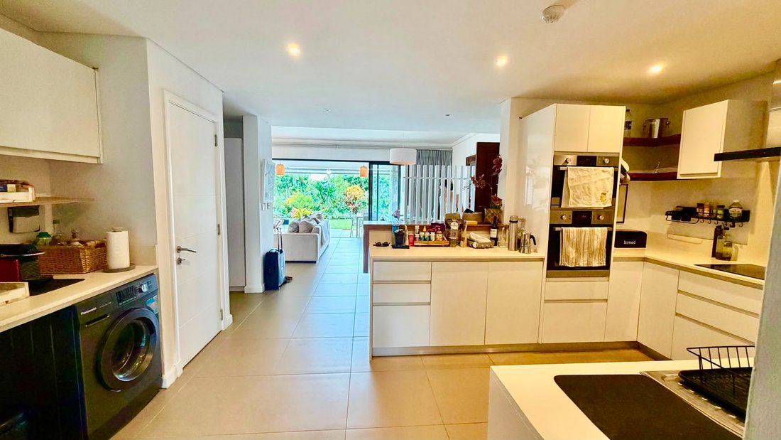 Apartment in Roches Noires, Rivière du Rempart District, Mauritius 5 - 18304730