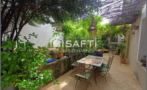 House in Zone Rurale Nord, Carpentras, France 1