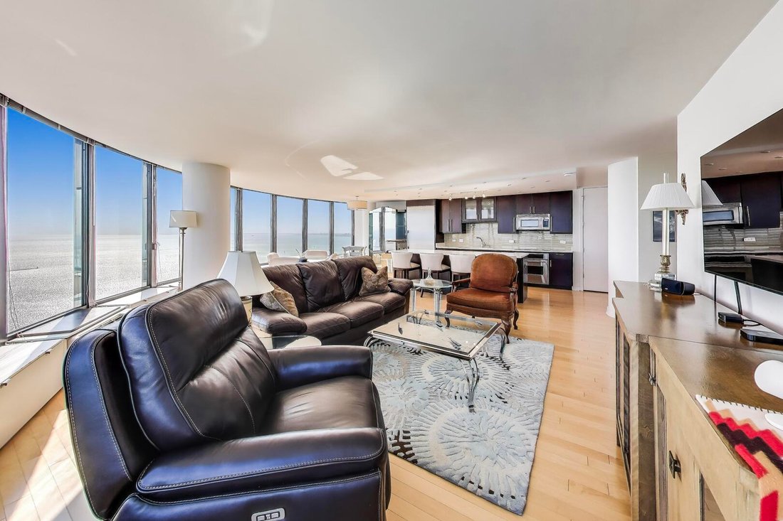 Condo in Chicago, Illinois, United States 5 - 18304550