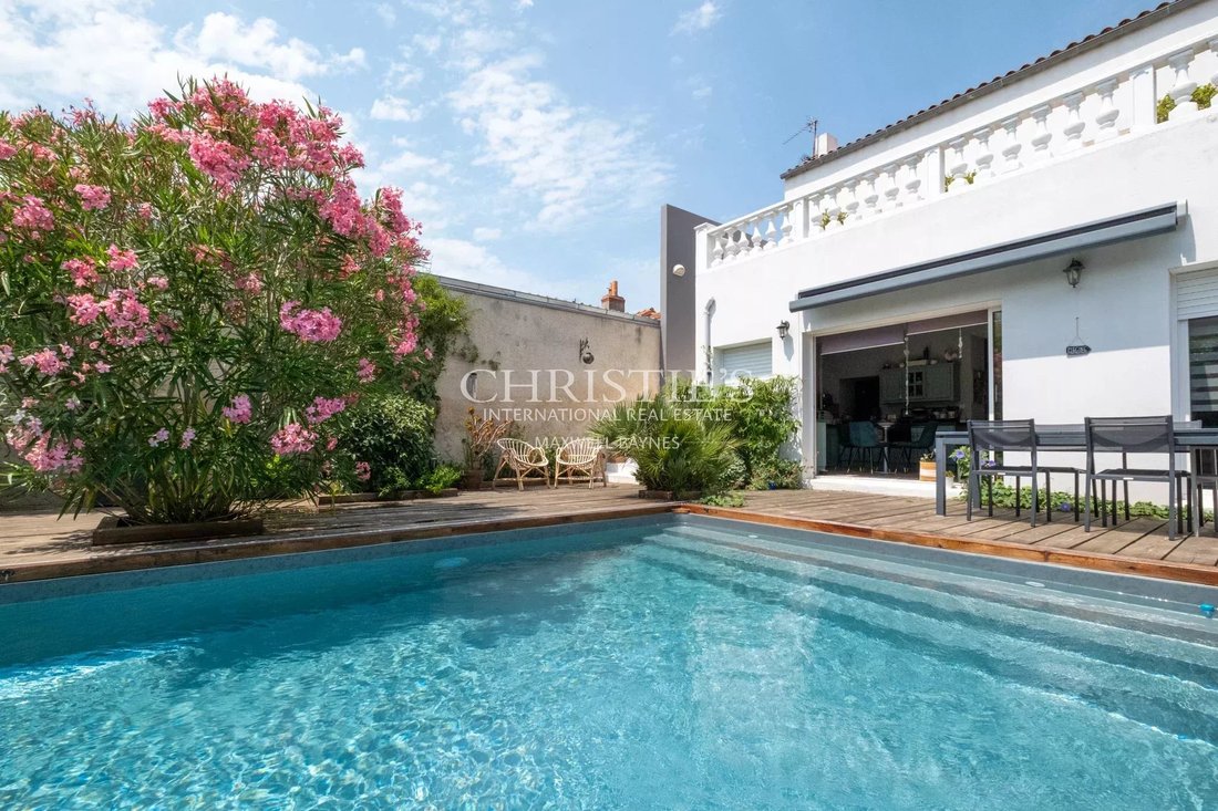 House in Le Genette, La Rochelle, France 3 - 18304439