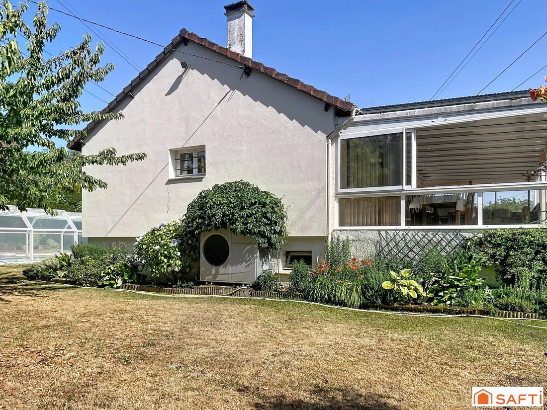 House in Saint-Cheron, Ile-de-France, France 3 - 18259672