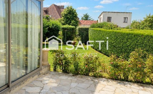 House in Le Bois, Herouville-Saint-Clair, France 1