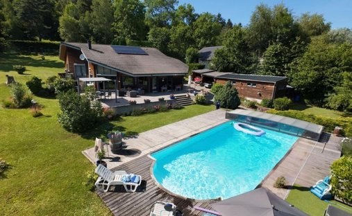 House in Aydat, Auvergne-Rhône-Alpes, France 1