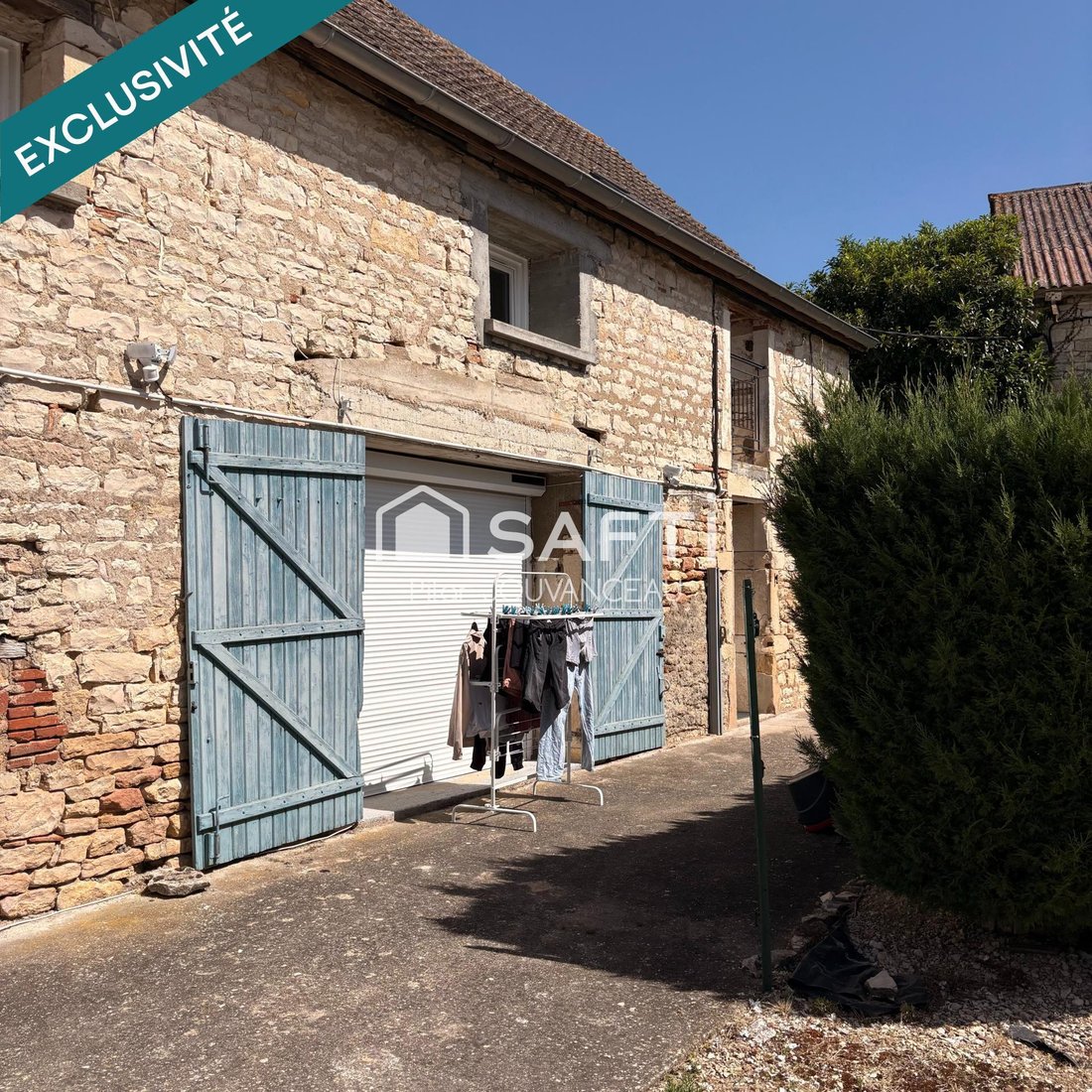 Casa en Fontaines, Borgoña-Franco Condado, Francia 2 - 18305587