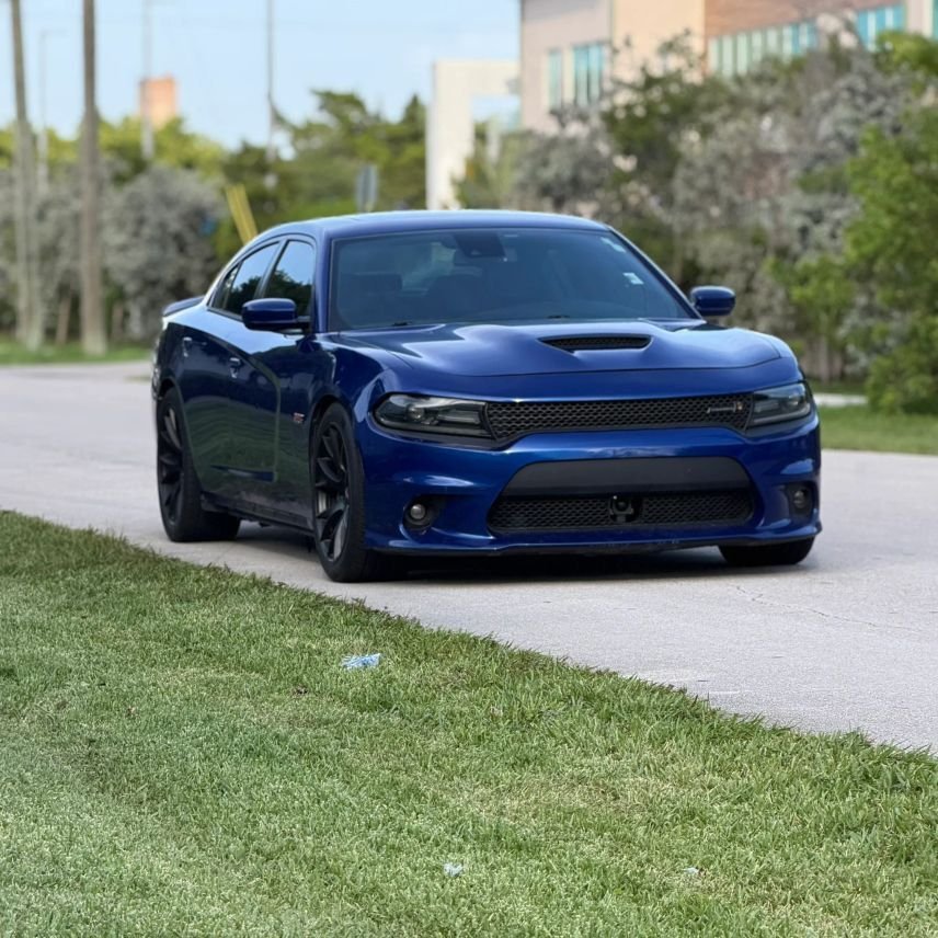 Sedan in Wilton Manors, FL, United States 3 - 18249352