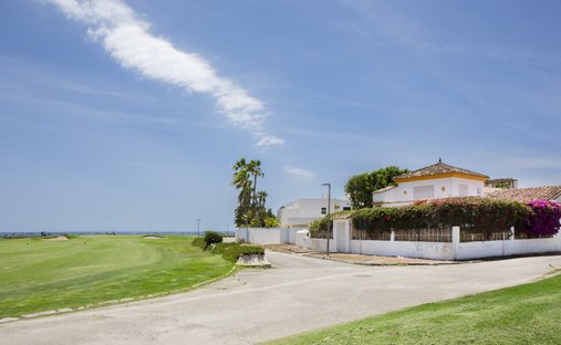 Villa in Guadalmina Baja, San Pedro de Alcantara, Spain 1