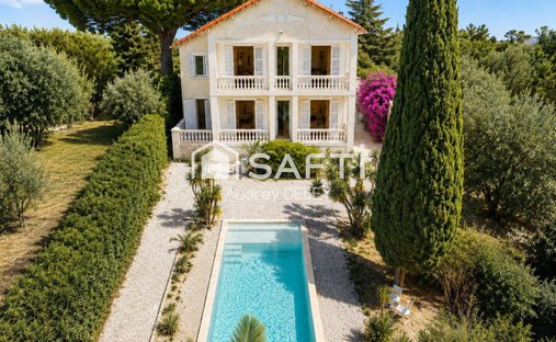 House in Nord, Sanary-sur-Mer, France 1