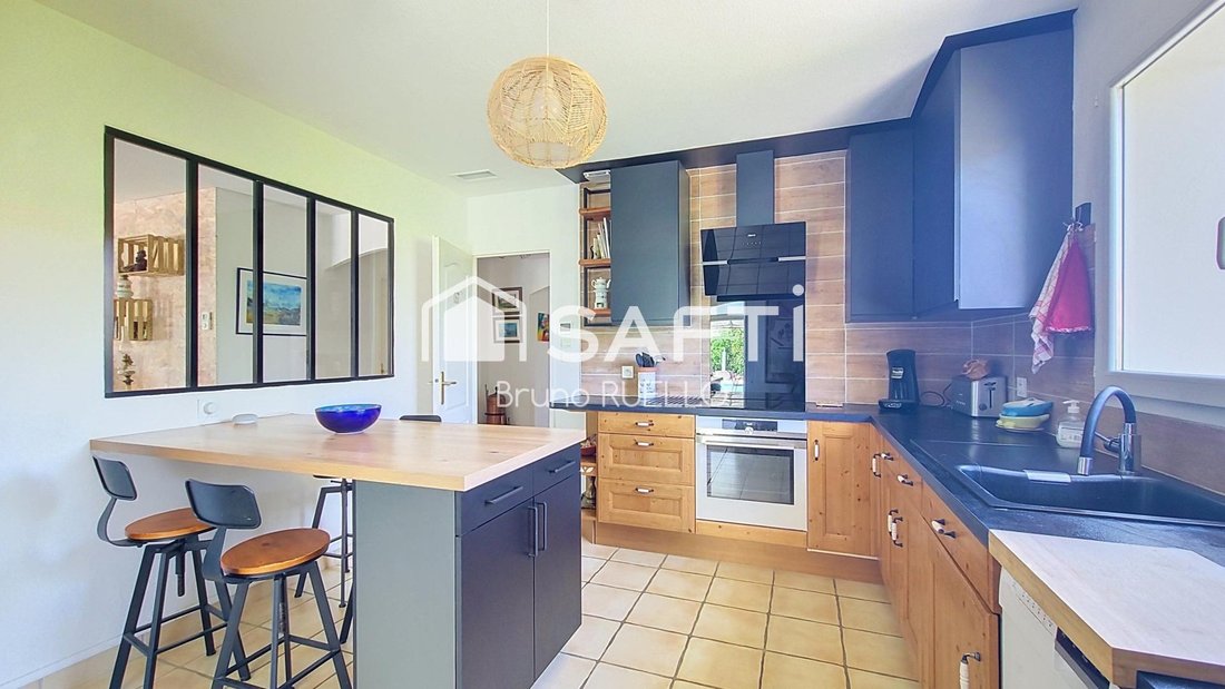 House in Montesquieu-des-Alberes, Occitania, France 4 - 18305481