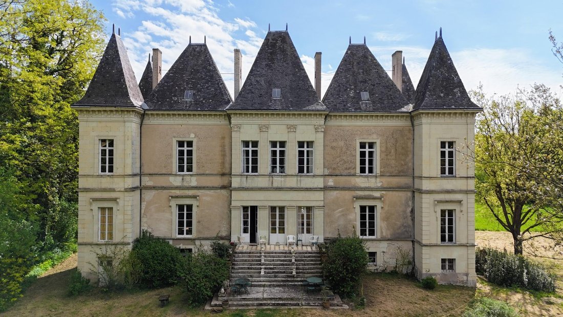House in Neuille, Pays de la Loire, France 1 - 18305416
