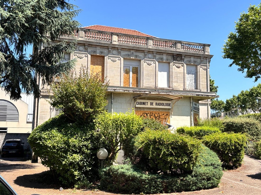 House in La Bastide, Bordeaux, France 1 - 18305423