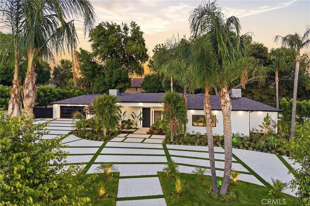 House in Los Angeles, California, United States 1 - 18304627