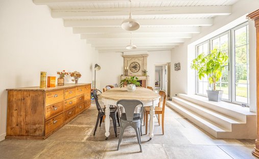 House in Saint-Gelais, Nouvelle-Aquitaine, France 1