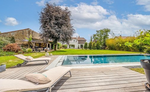 House in Niort, Nouvelle-Aquitaine, France 1