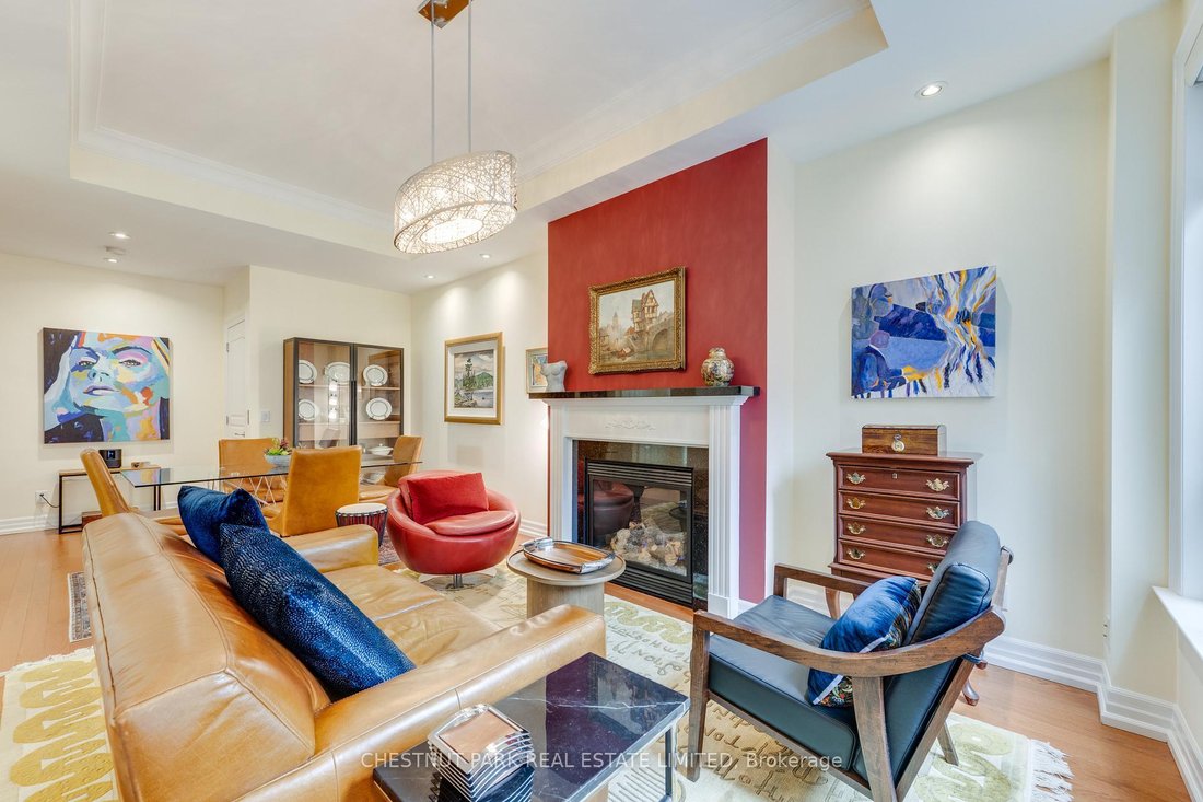 Condo in Toronto, Ontario, Canada 2 - 18304631