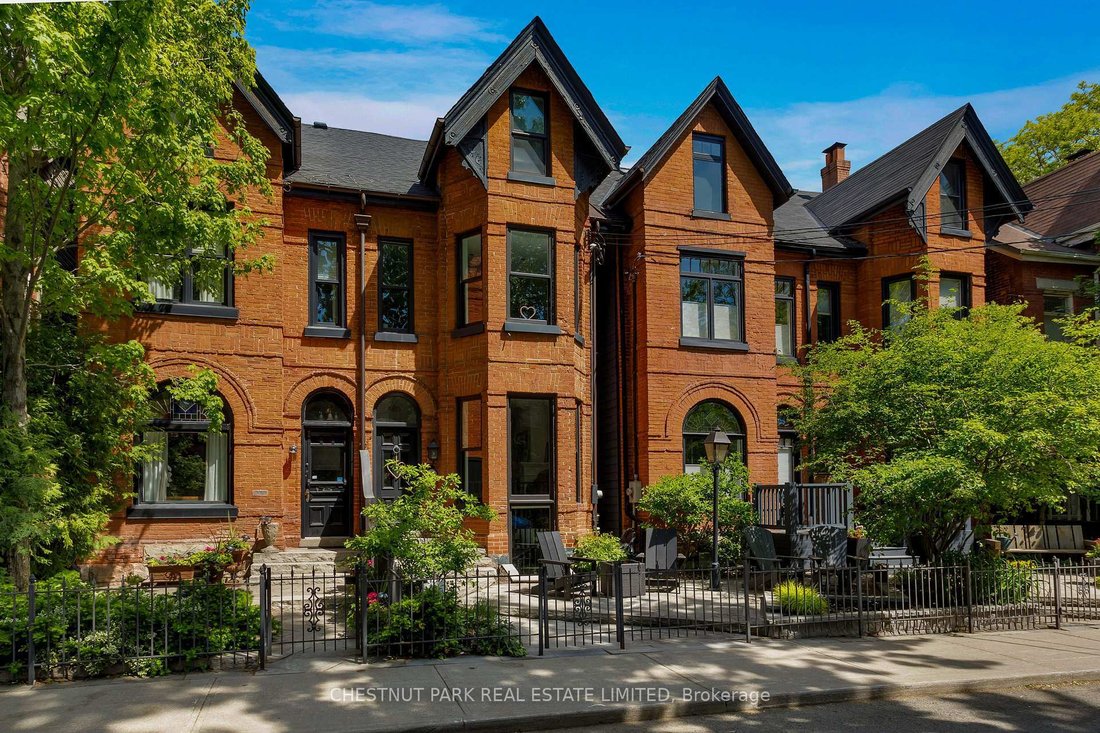 House in Toronto, Ontario, Canada 1 - 18105501