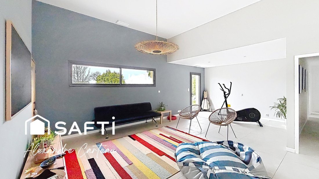 House in Camblanes-et-Meynac, Nouvelle-Aquitaine, France 4 - 18305563