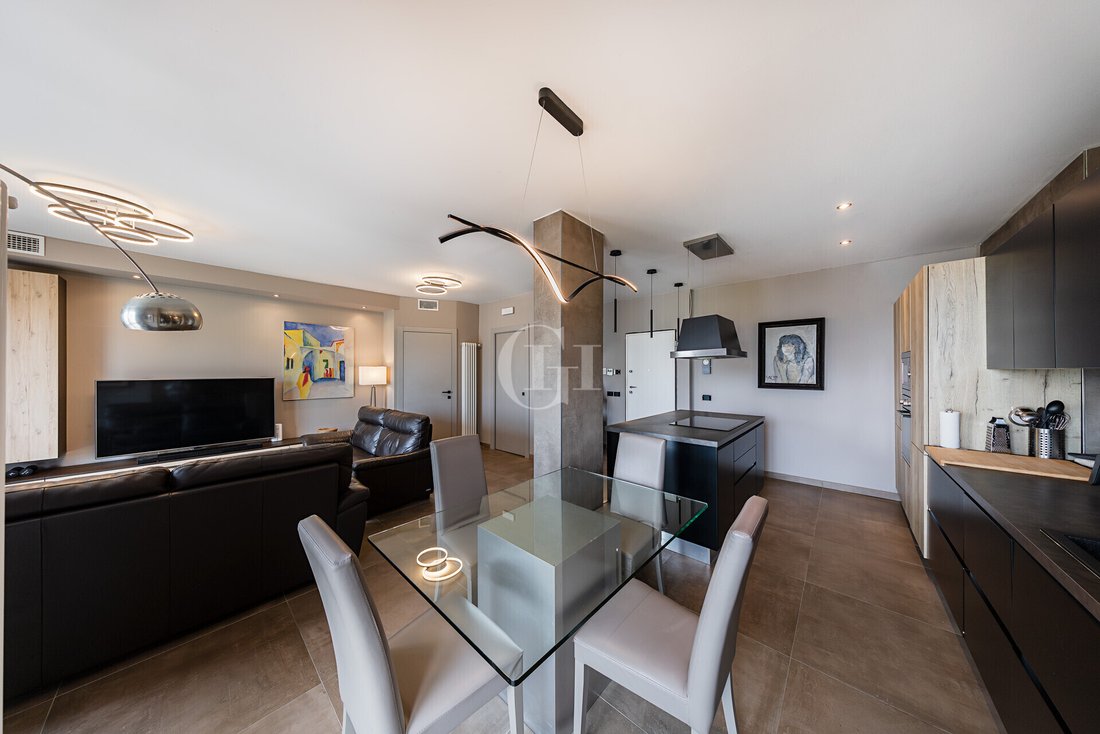 Apartment in Colombare, Sirmione, Lombardy 3 - 17817277