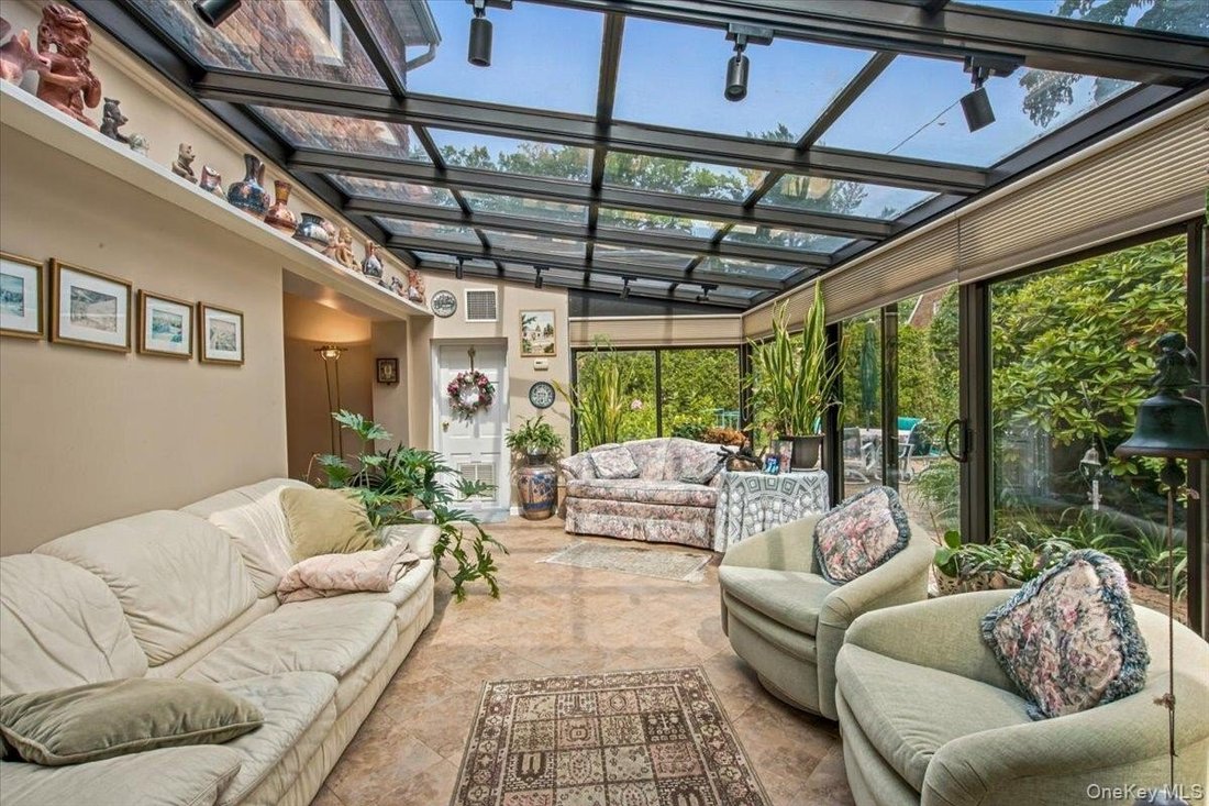 House in Great Neck, New York, United States 2 - 18304245