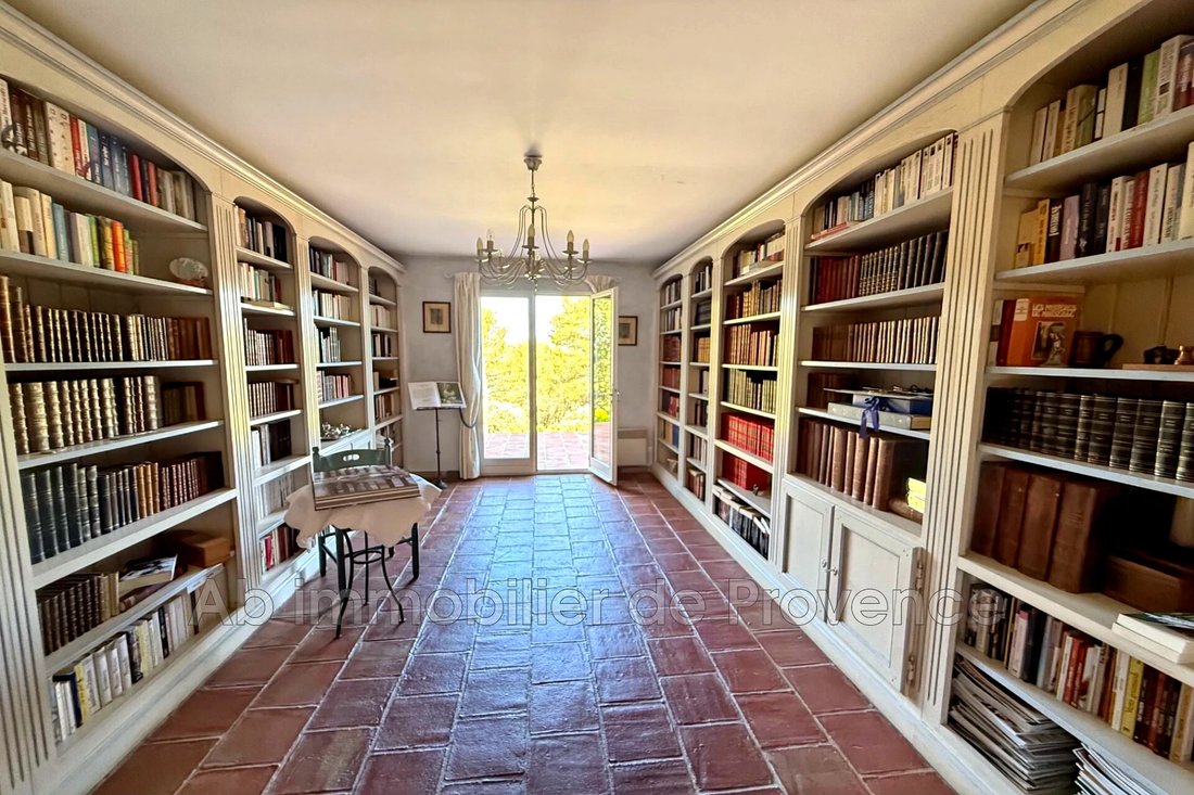 Villa in Rognes, Provence-Alpes-Côte d'Azur, France 3 - 18304222