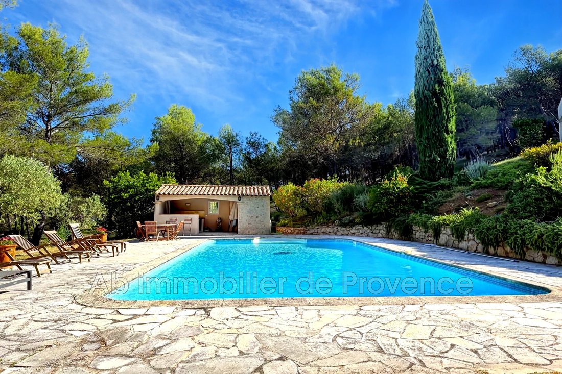 Villa in Rognes, Provence-Alpes-Côte d'Azur, France 2 - 18304222