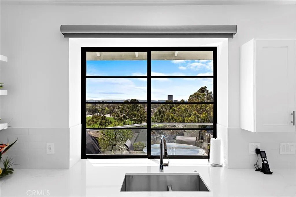 Condo in Newport Beach, California, United States 5 - 16518378