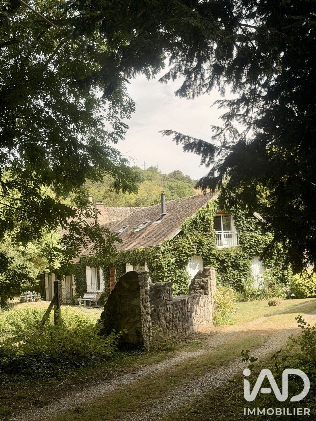 House in Nailly, Bourgogne – Franche-Comté, France 2 - 17658324