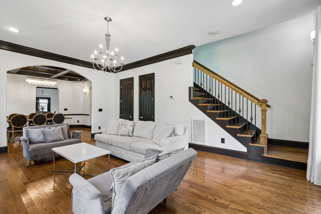 Co Op in Nashville, Tennessee, United States 5 - 17858439