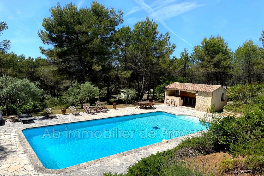 Villa in Rognes, Provence-Alpes-Côte d'Azur, France 5 - 18304222