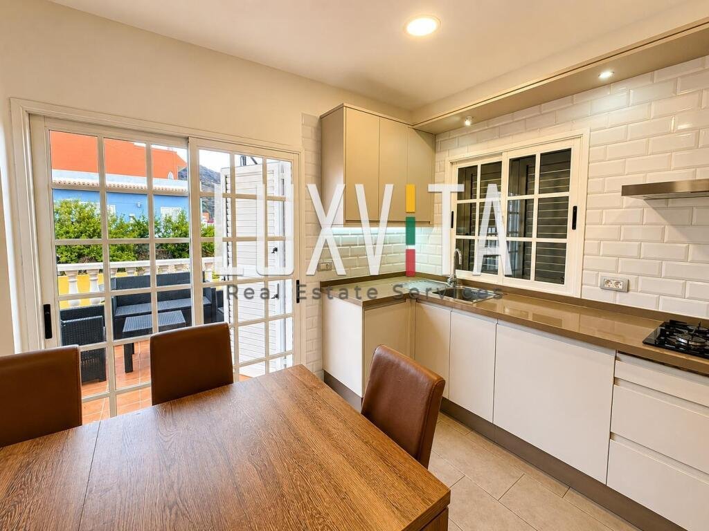 House in Santiago del Teide, Canary Islands, Spain 5 - 18303956