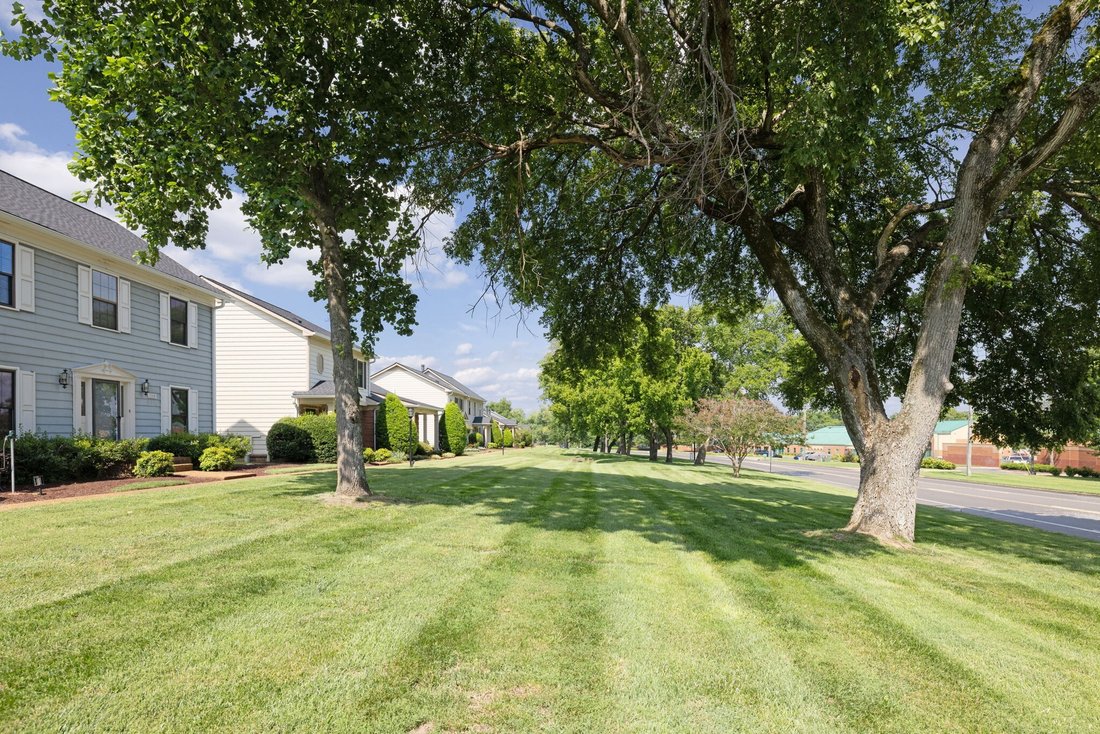 Condo in Nashville, Tennessee, United States 5 - 18304030