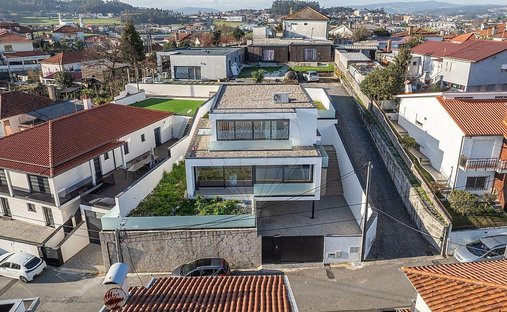 Villa in Brufe, Braga, Portugal 1