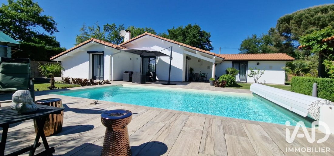 House in Biscarrosse, Nouvelle-Aquitaine, France 2 - 17884860
