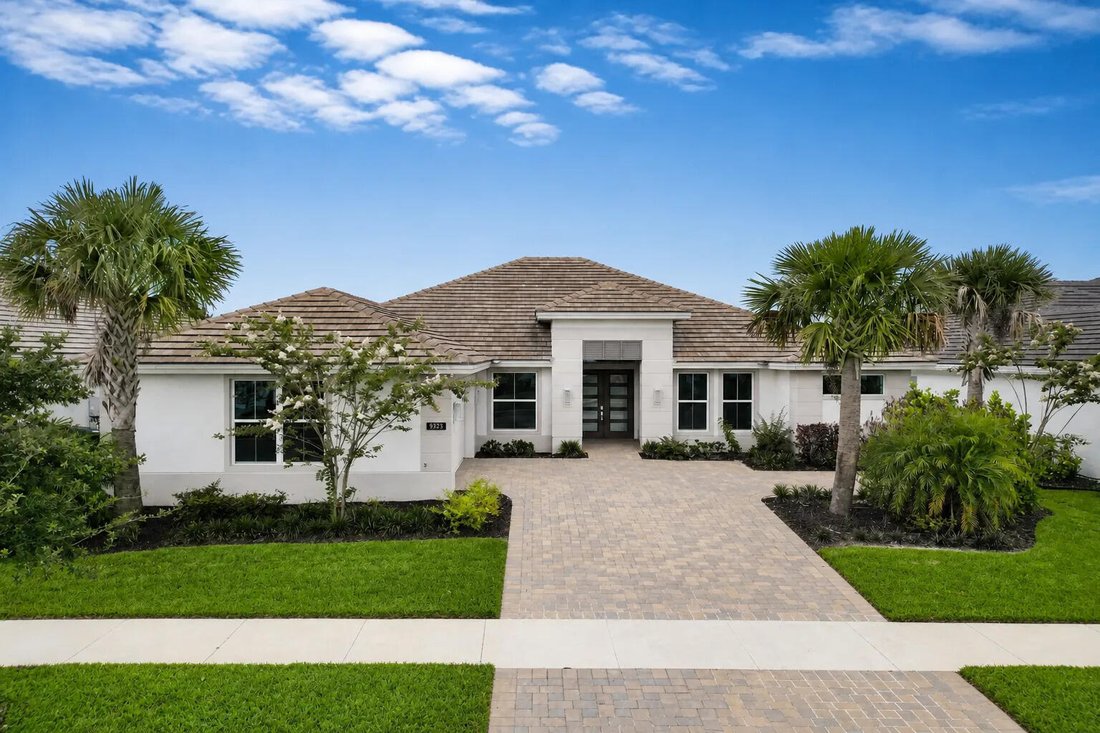 House in Indiantown, Florida, United States 2 - 18304116