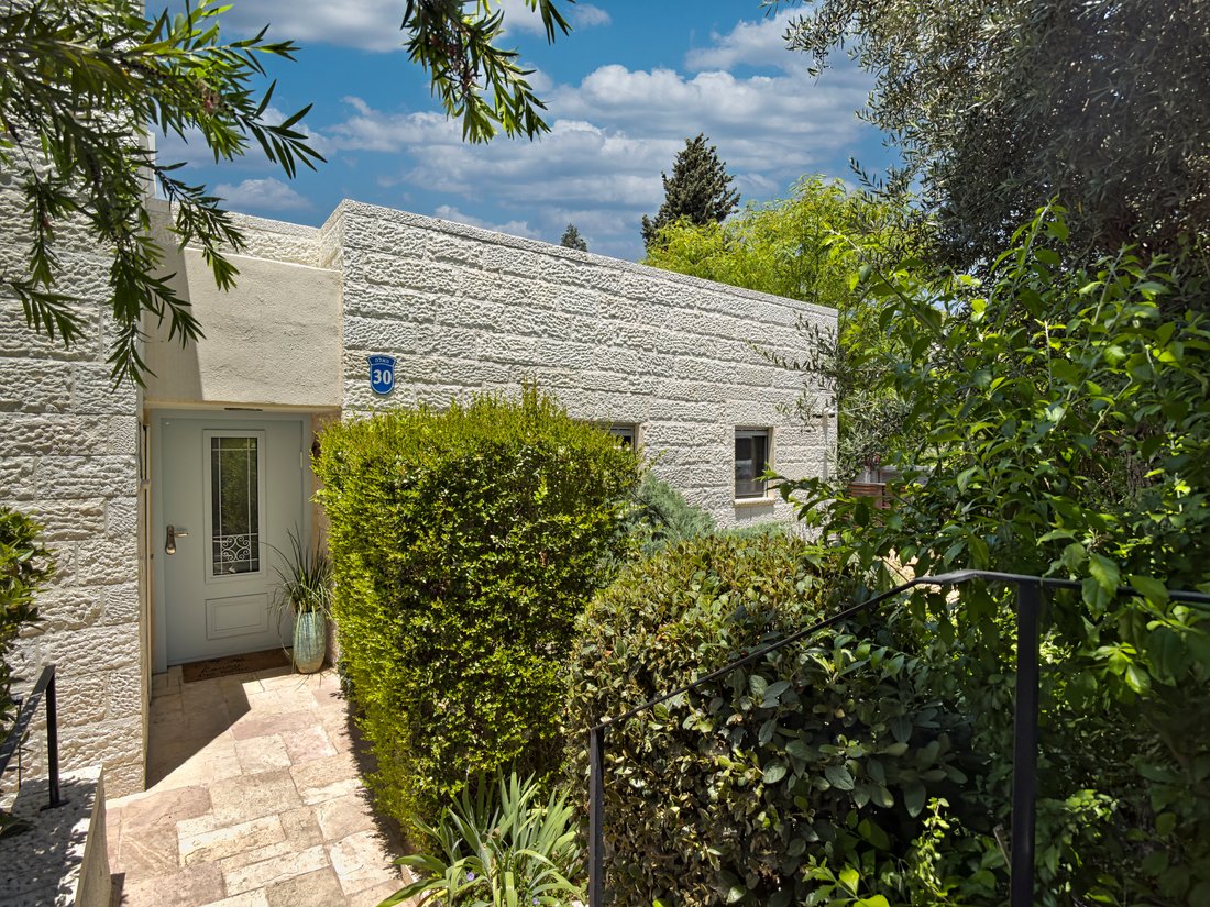 House in Jerusalem, Jerusalem District, Israel 2 - 18305363