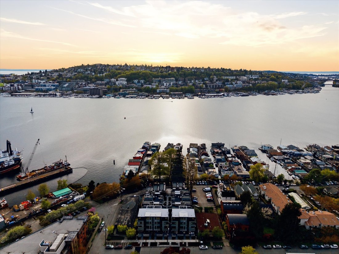 Townhouse in Seattle, Washington, United States 2 - 18305369