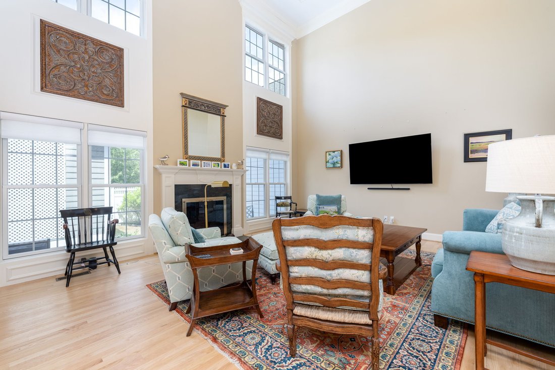 Condo in Simsbury, Connecticut, United States 4 - 18305390