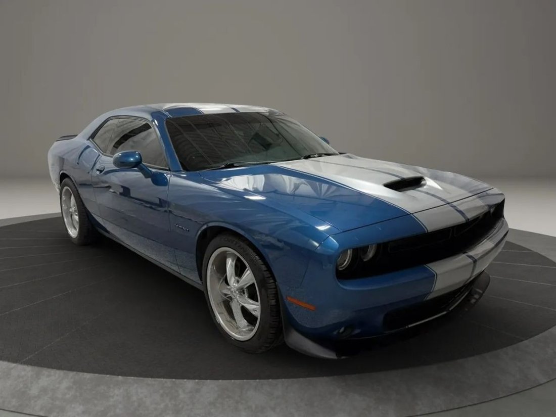 Coupe in Northlake, IL, United States 3 - 18305056