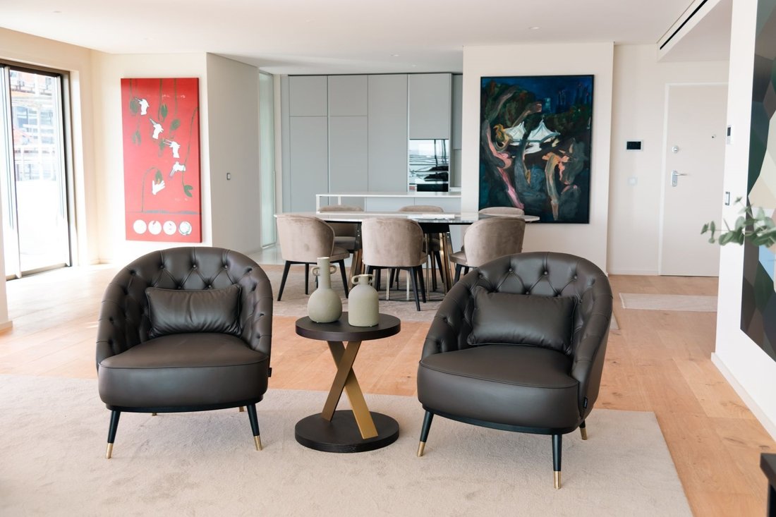 Apartment in Mafamude e Vilar do Paraiso, Porto District, Portugal 4 - 18305304