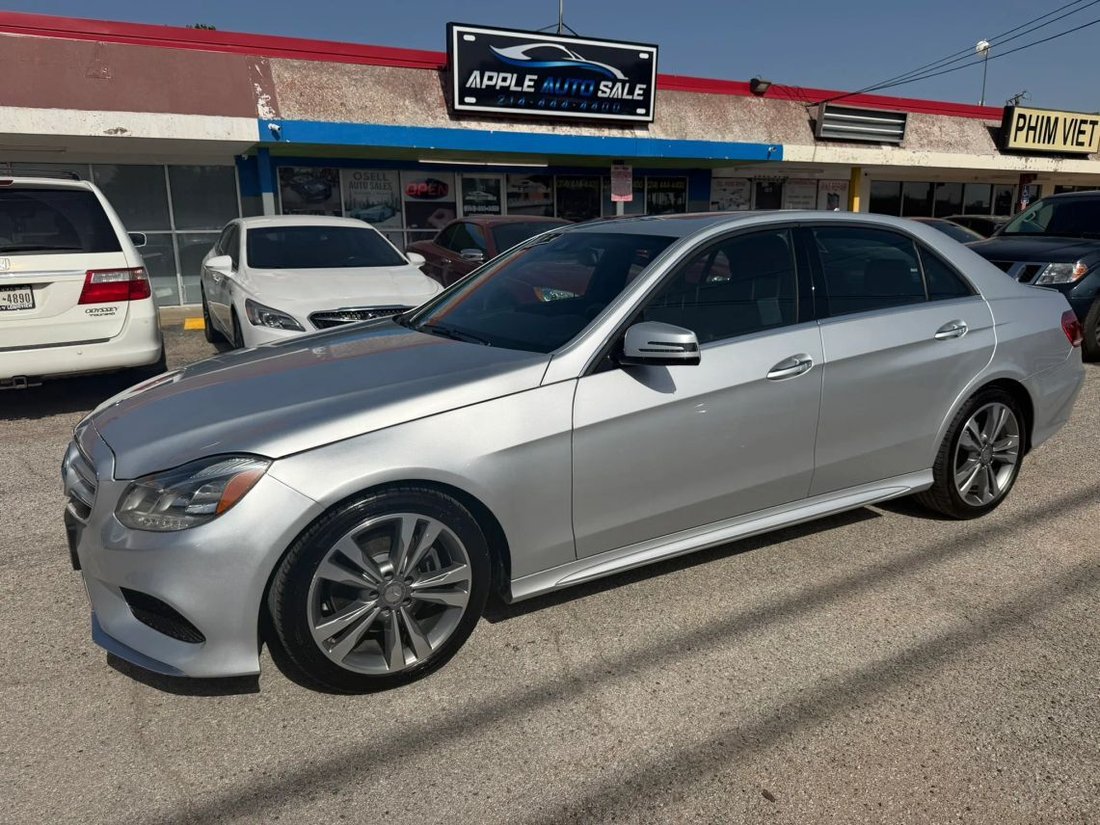 Sedan in Dallas, TX, United States 1 - 18304867