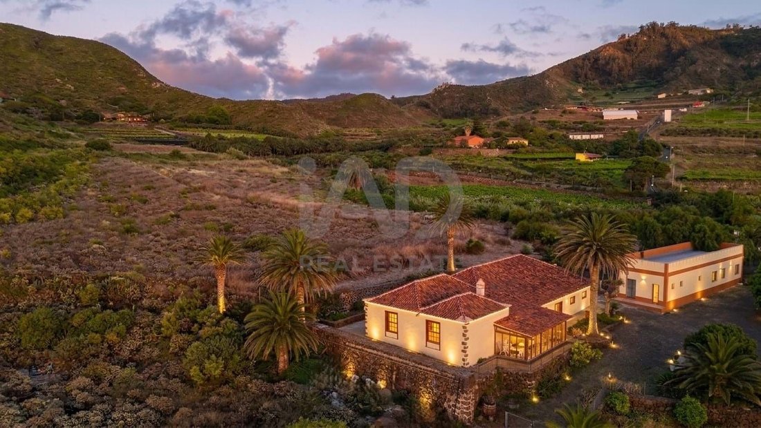 Farm Ranch in San Cristobal de La Laguna, Canary Islands, Spain 1 - 18305247