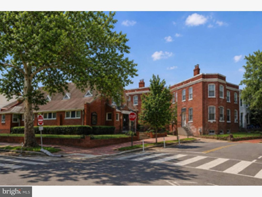 House in Washington, District of Columbia, United States 1 - 18143875