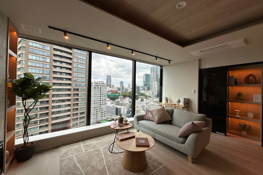 Condo in Minato City, Tokyo, Japan 1 - 18305312
