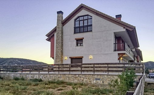 Haus in Alcalá de la Selva, Aragonien, Spanien 1