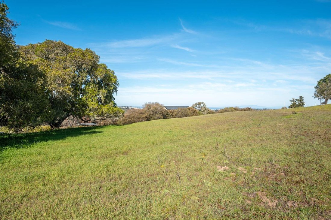 Land in Monterey, California, United States 2 - 18305138