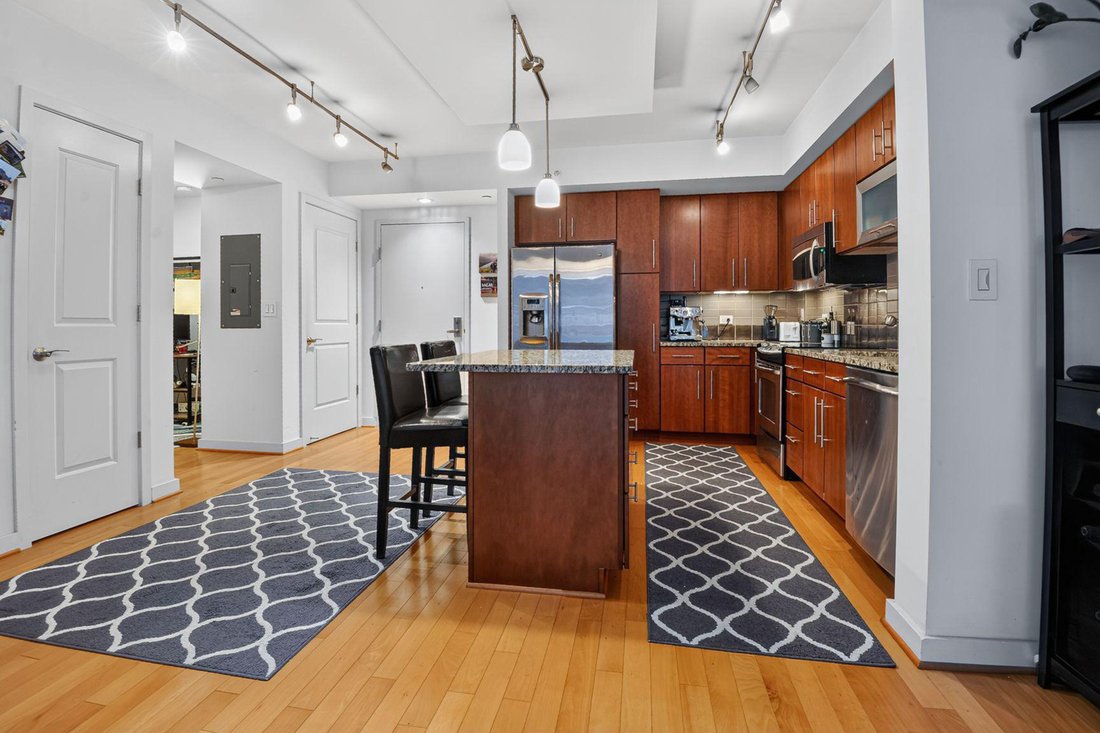 Condo in Washington, District of Columbia, United States 5 - 18305364