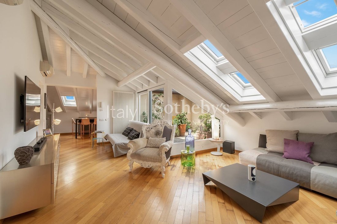 Apartment in Historic Center, Como, Lombardy 2 - 18305131