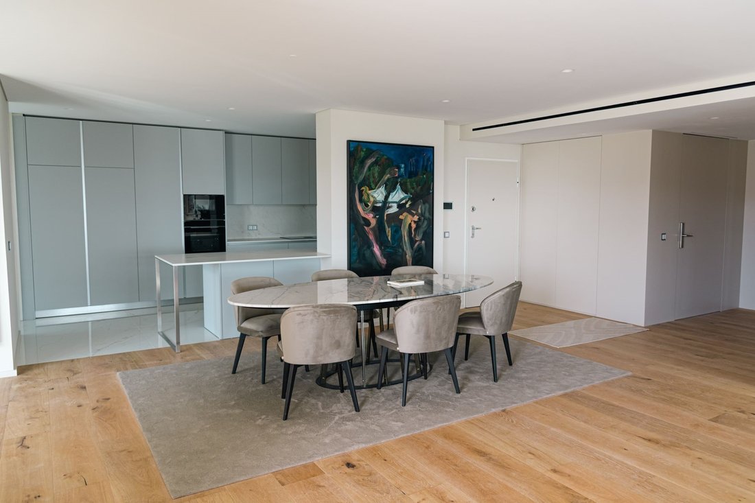 Apartment in Mafamude e Vilar do Paraiso, Porto District, Portugal 5 - 18305304