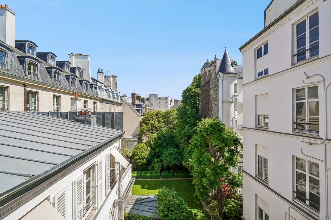 Apartment in Invalides, Paris 7e Arrondissement, Paris 1 - 18305292