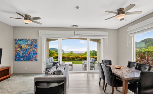 Condo in Playa Herradura, Puntarenas Province, Costa Rica 1